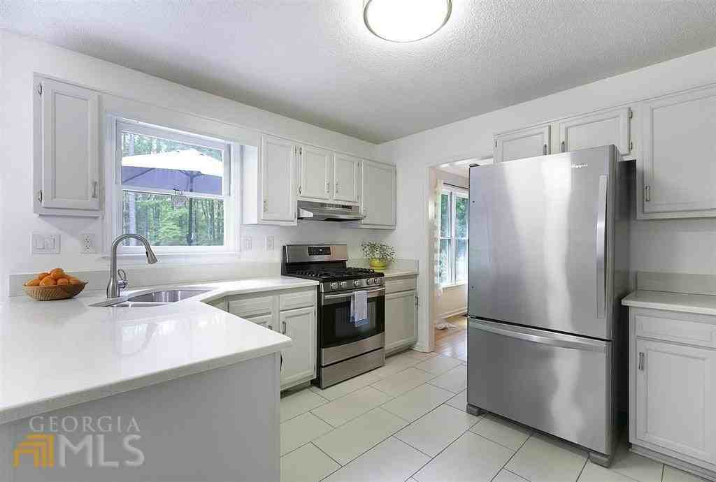 210 Spring Forest Way - Photo 3 of 31