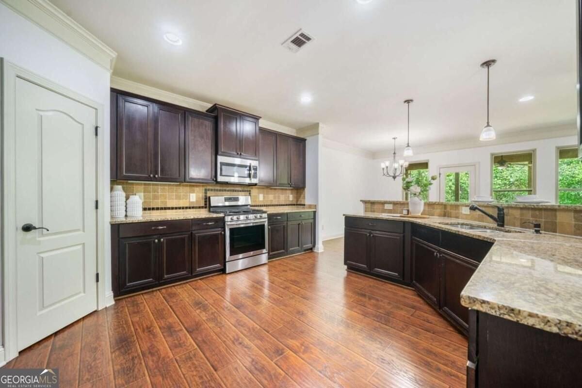 13333 Flamingo Rd - Photo 5 of 34