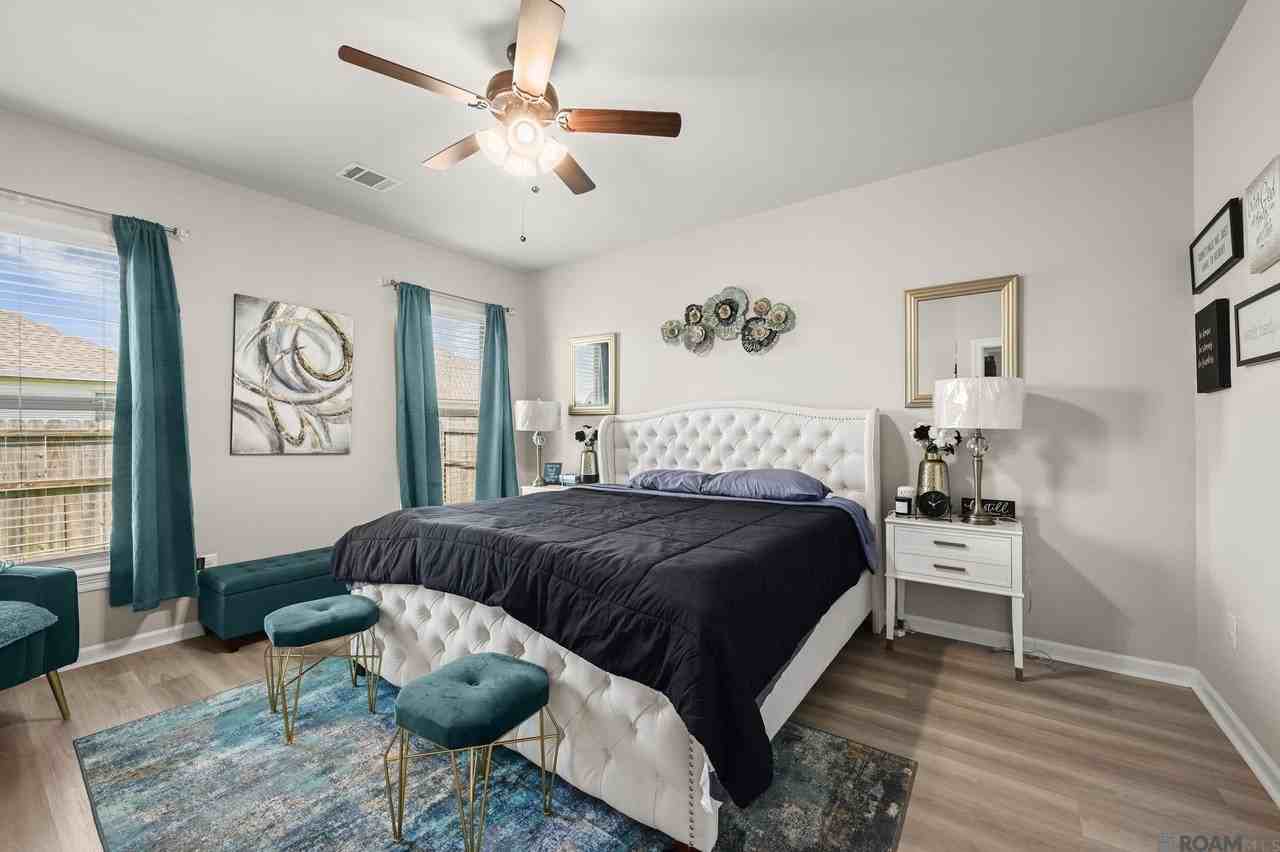 28363 Merrimack Dr - Photo 3 of 18