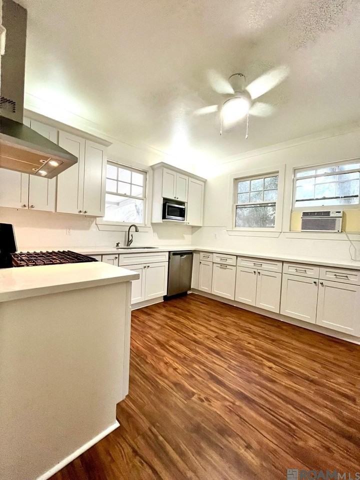 1339 Perkins Rd - Photo 5 of 21