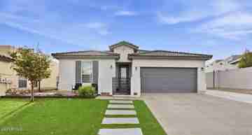 featured image of 921 Cottage Pl