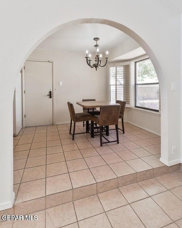 7025 San Marino Dr - Photo 7 of 27