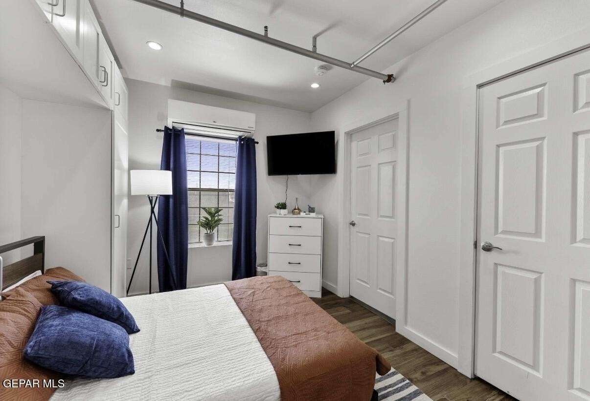 513 W San Antonio Ave #8 - Photo 6 of 10