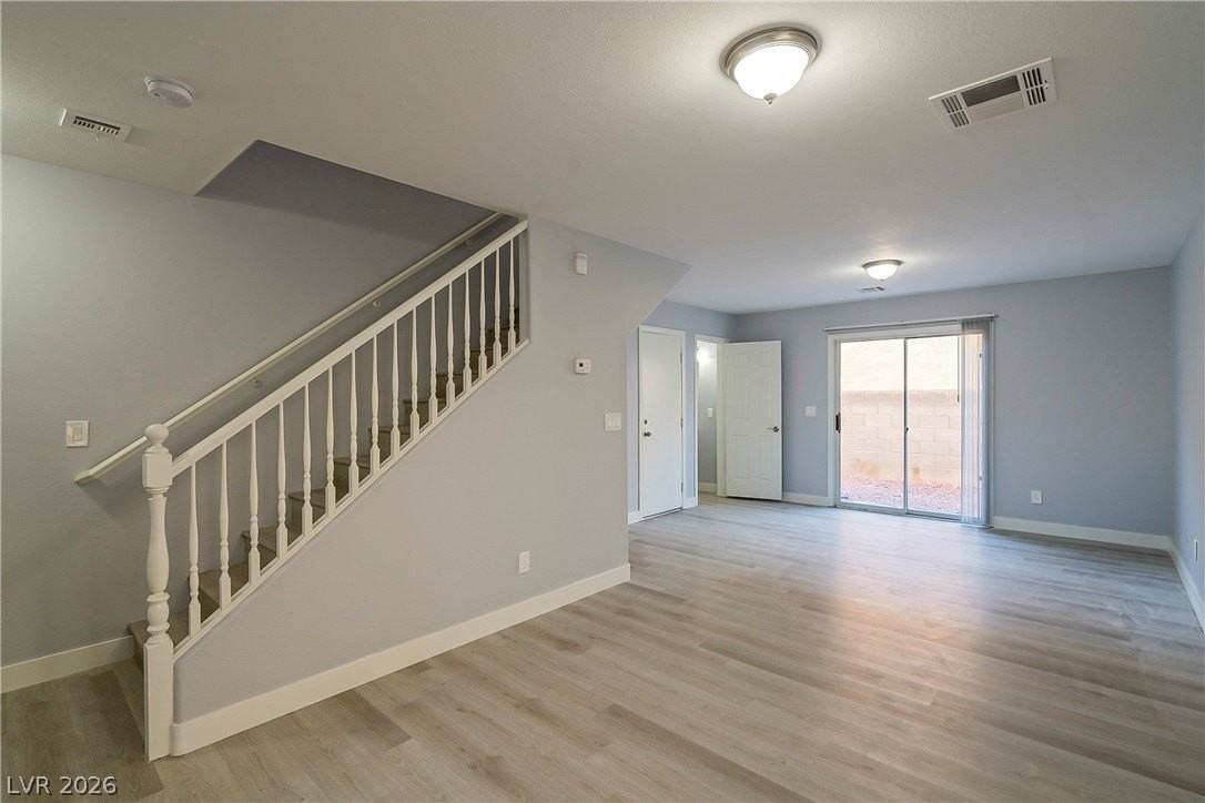 4052 Emerald Wood St - Photo 2 of 30