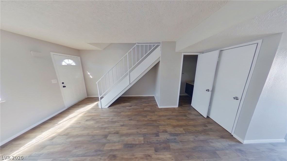 2200 Comet Ave #E - Photo 2 of 8