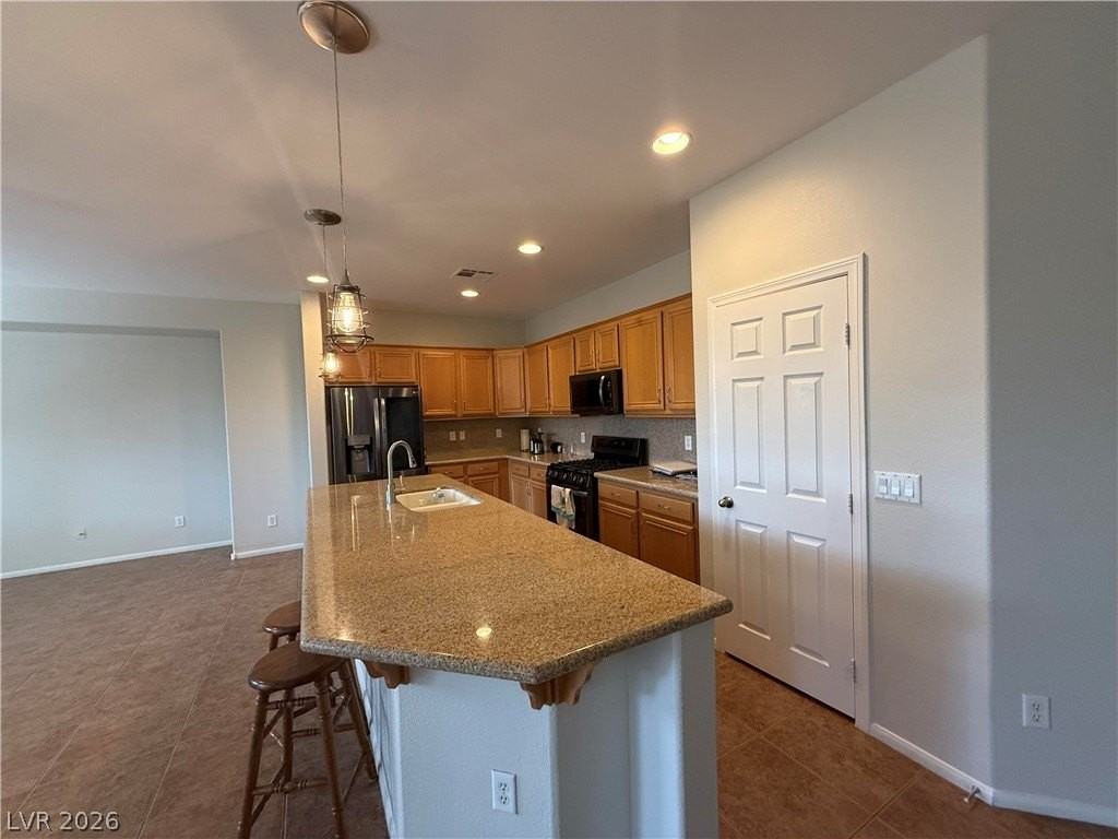7621 Port Orchard Ave - Photo 3 of 33