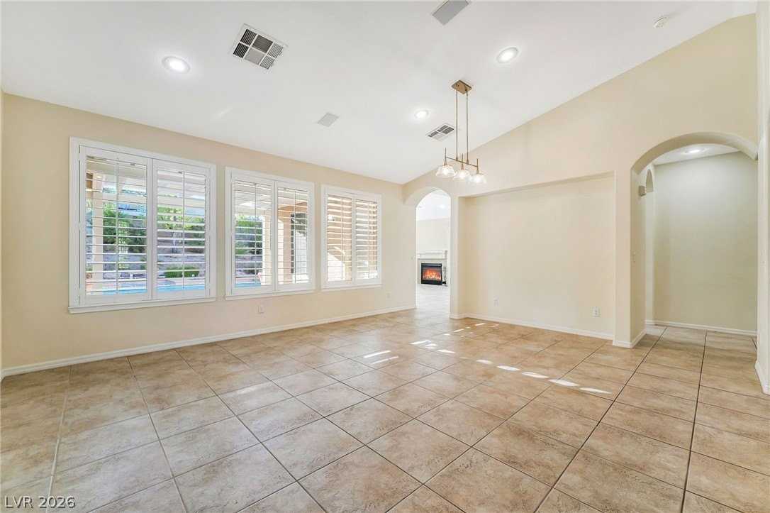 2259 Scena Ct - Photo 3 of 33