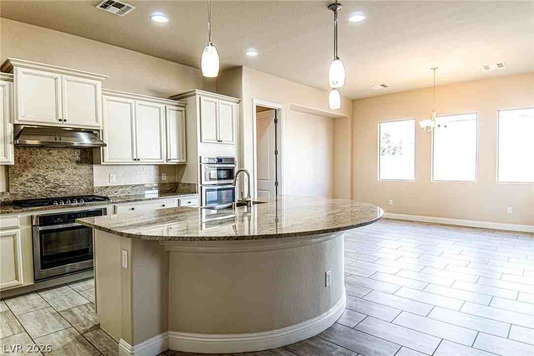 4896 Nightwood Ct - Photo 6 of 50
