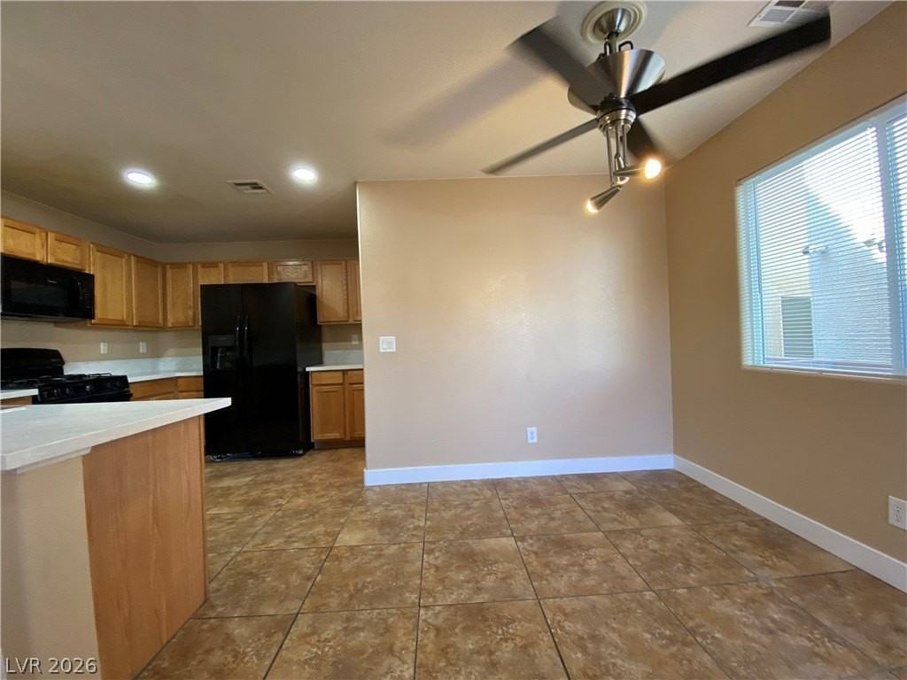 9212 Millikan Ave - Photo 3 of 17