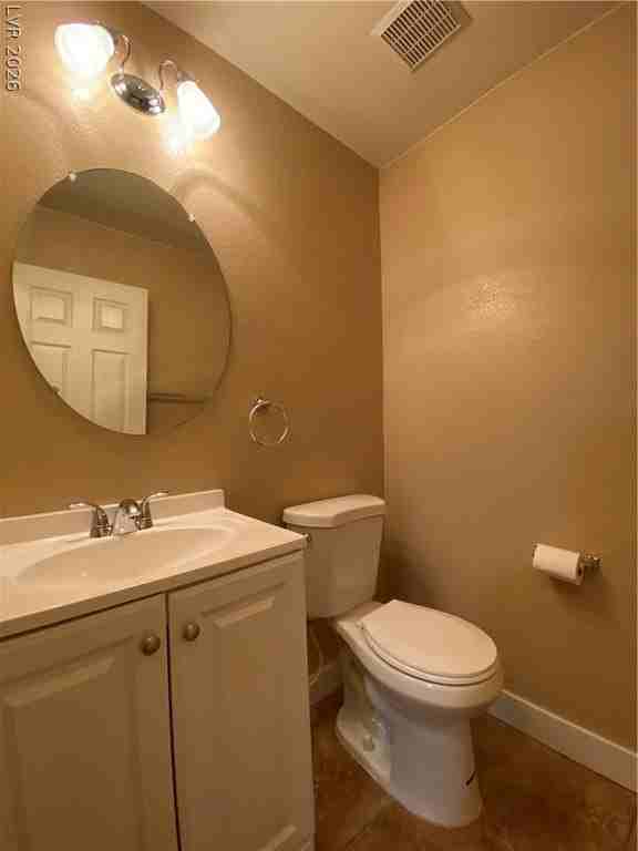 9212 Millikan Ave - Photo 5 of 17