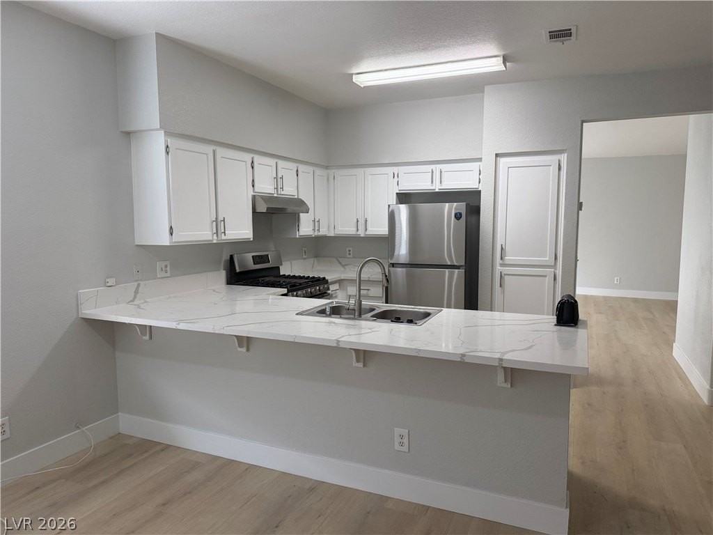 1428 Pacific Terrace Dr - Photo 3 of 36