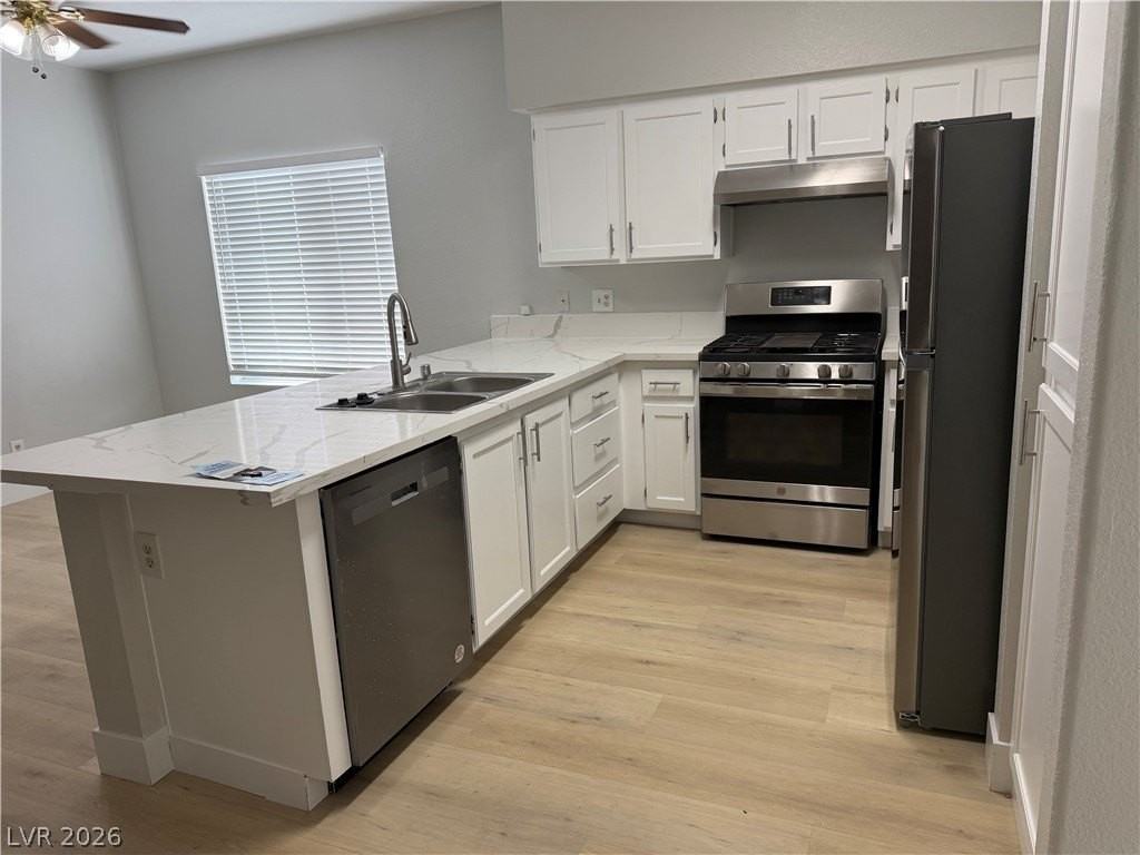 1428 Pacific Terrace Dr - Photo 4 of 36