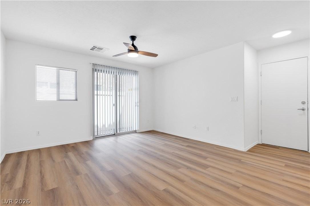 5354 Aurora Beam Ave - Photo 4 of 26