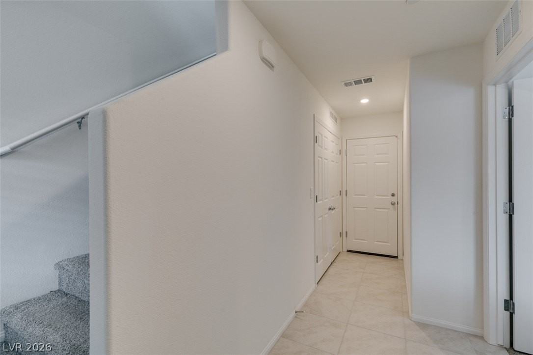 635 Bellus Pl - Photo 4 of 39