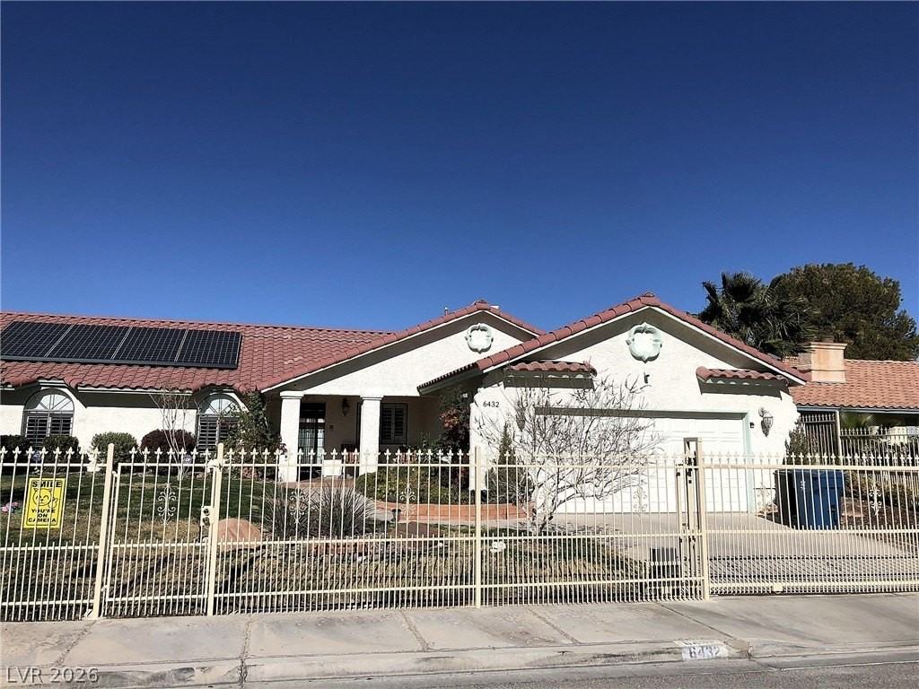 6432 W Mesa Vista Ave - Photo 3 of 50