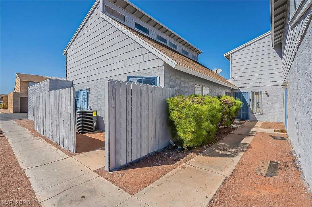 5168 Garden Ln #C - Photo 2 of 15