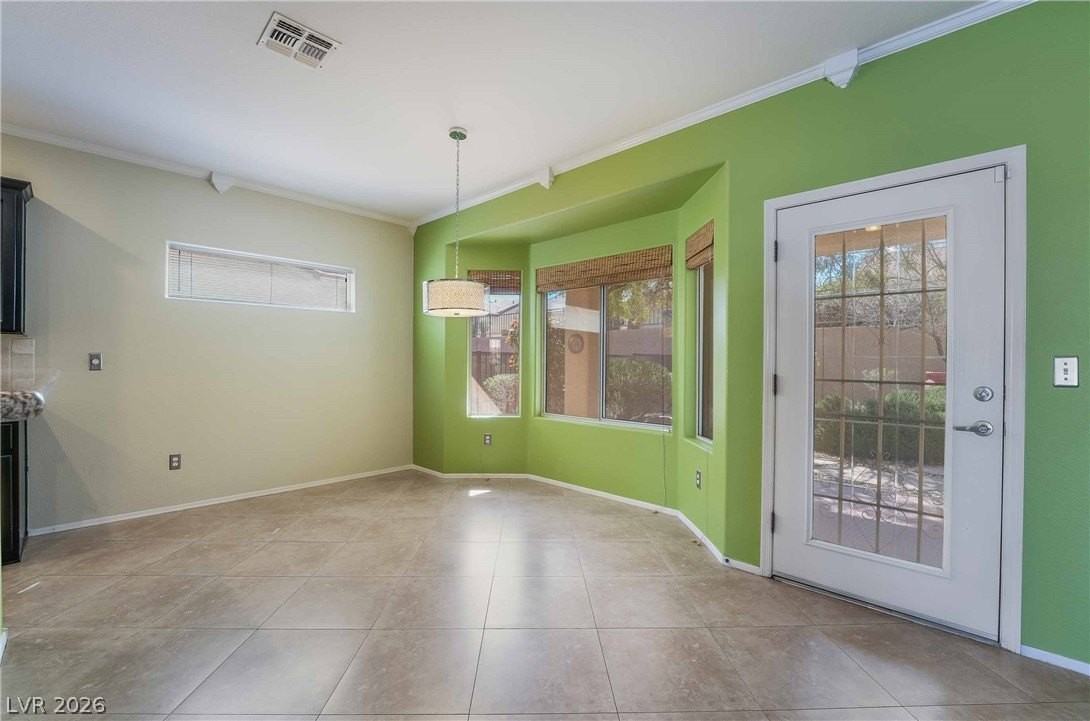 2573 Shellsburg Ave - Photo 3 of 20