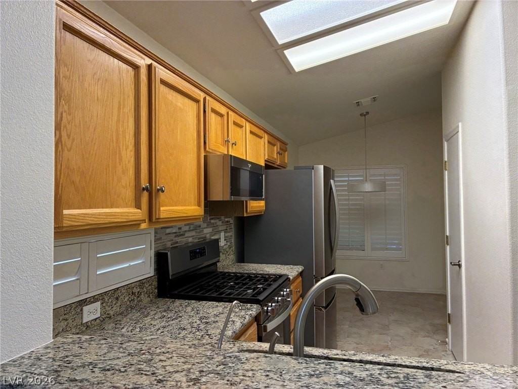 2150 Point Mallard Dr - Photo 2 of 38