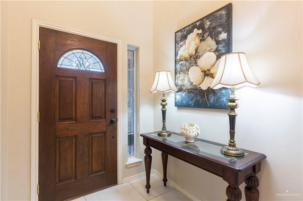 3901 Santa Lydia St - Photo 5 of 44
