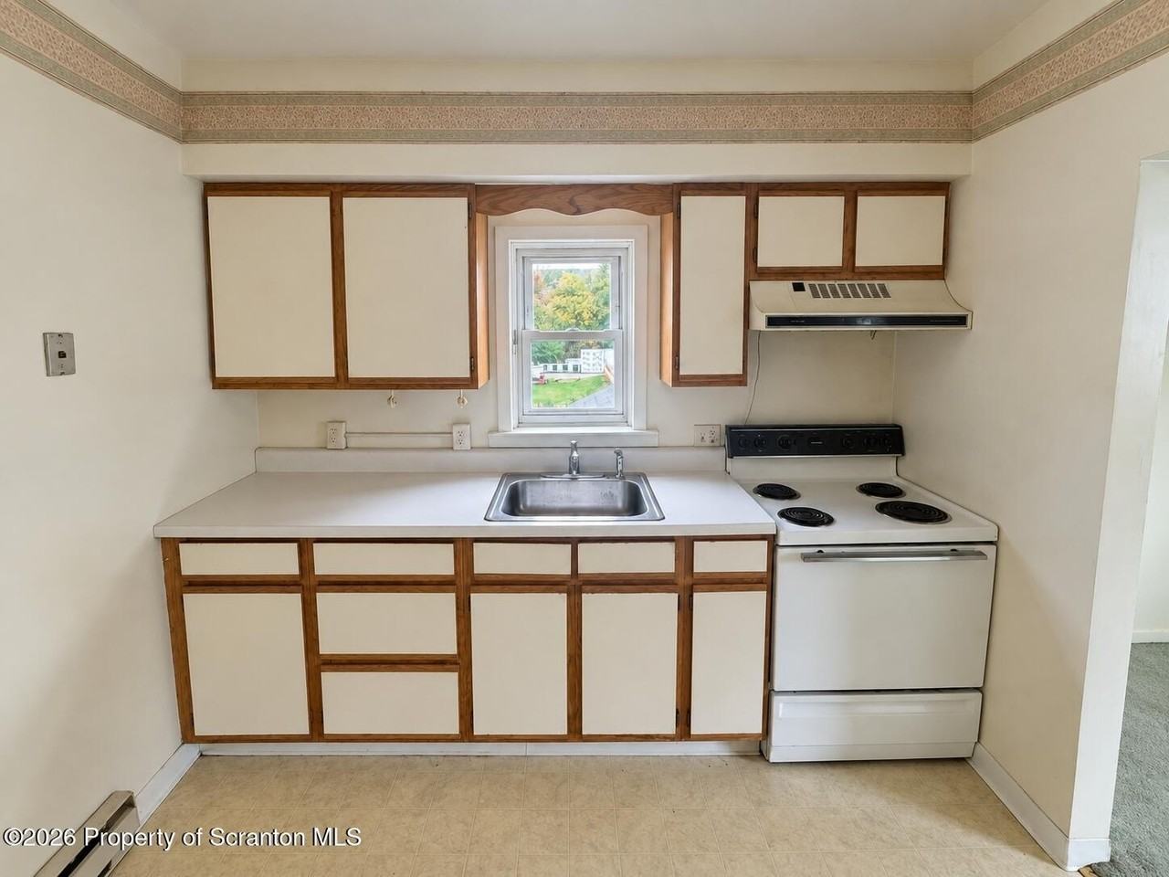 247 Belmont St #3 - Photo 5 of 10