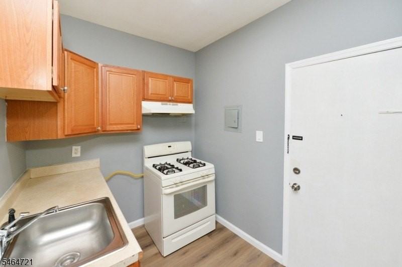 29 Dodd St #2 - Photo 6 of 9