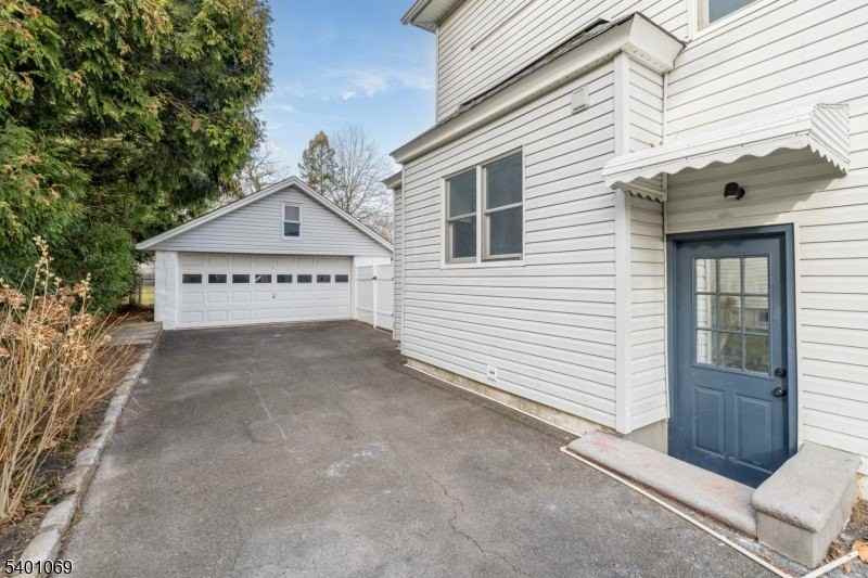 71 Broad St #1 - Photo 5 of 29