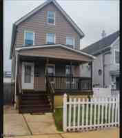 featured image of 165 Emerson St #2