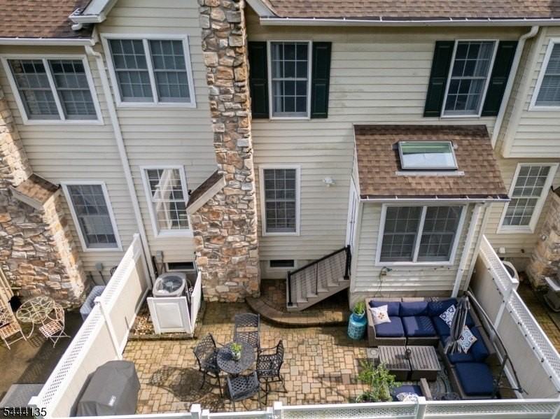 58 Patriot Hill Dr #58 - Photo 5 of 48
