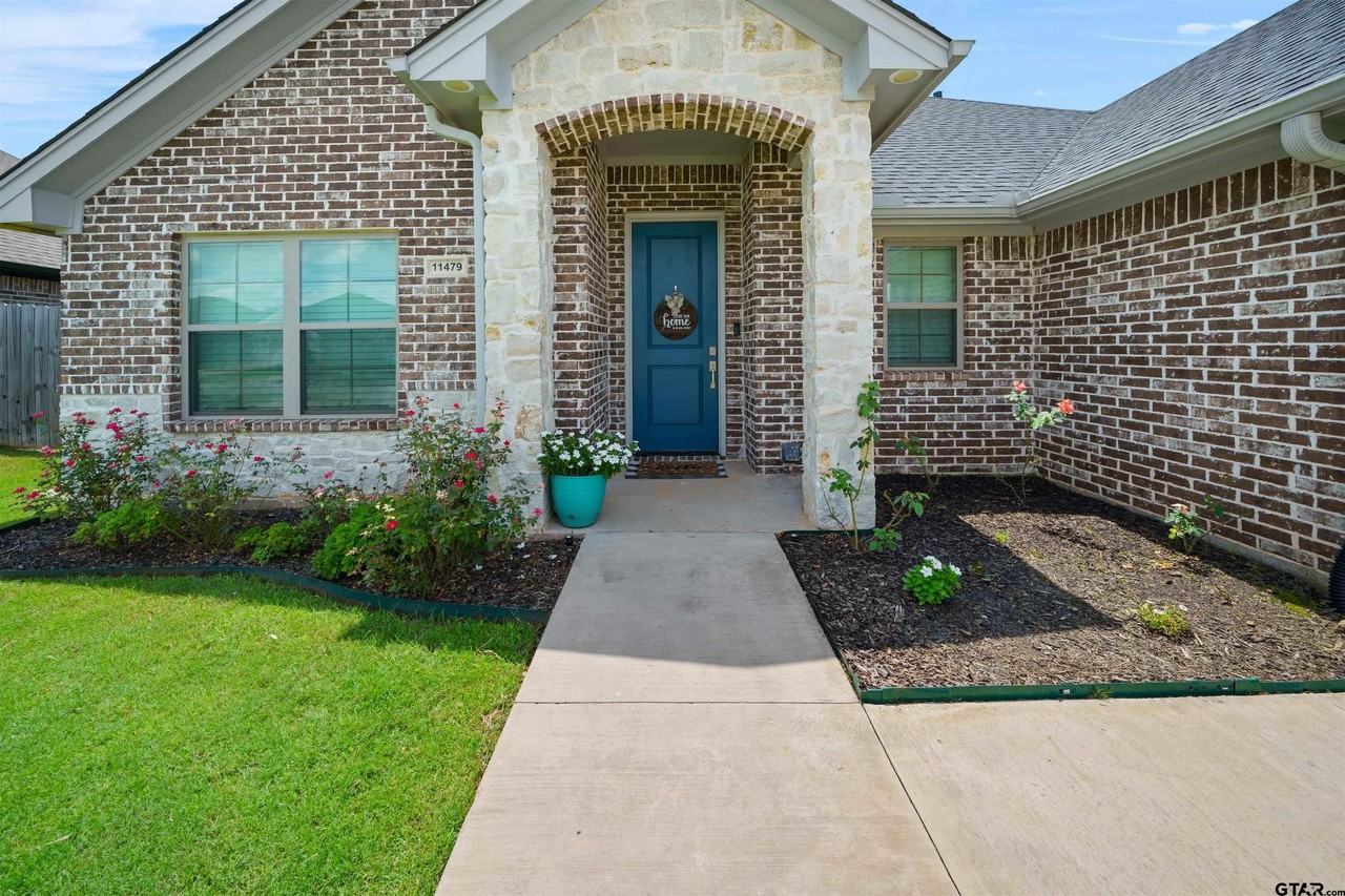 11479 Lindsey Garden Dr - Photo 2 of 23