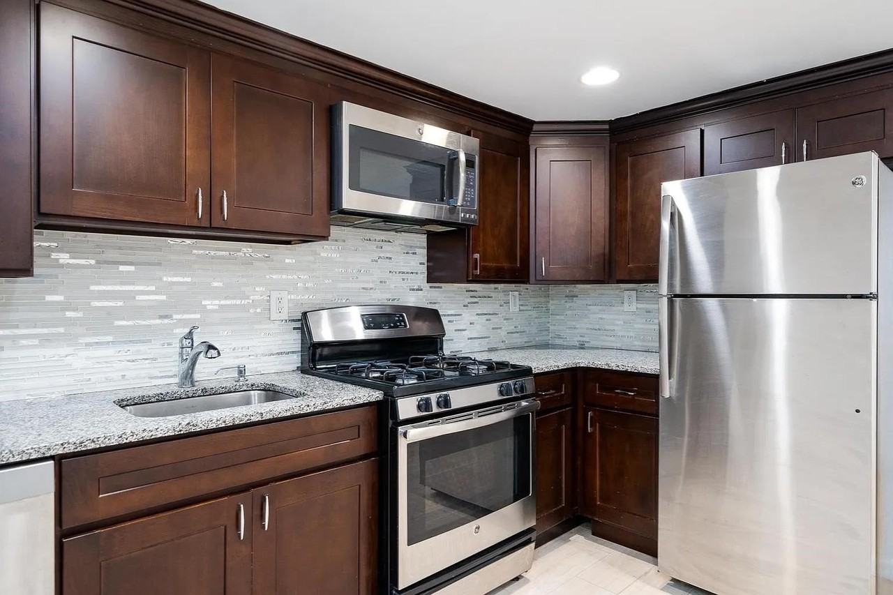 13 Bentley Ave #1 - Photo 2 of 12