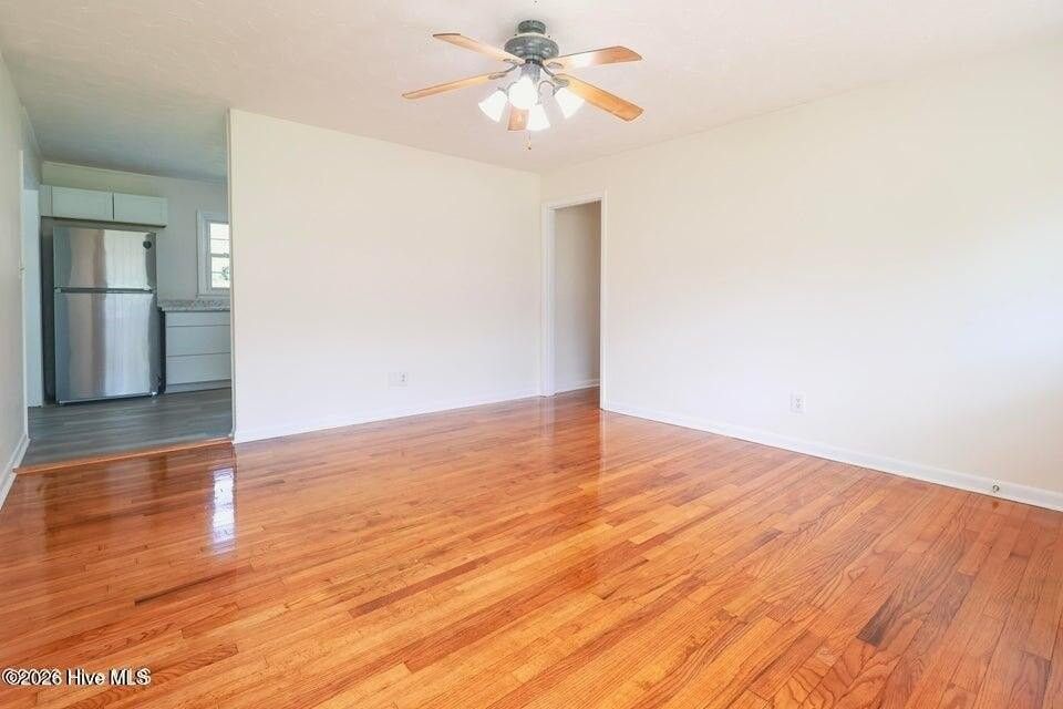 15 Oxford Dr - Photo 4 of 23