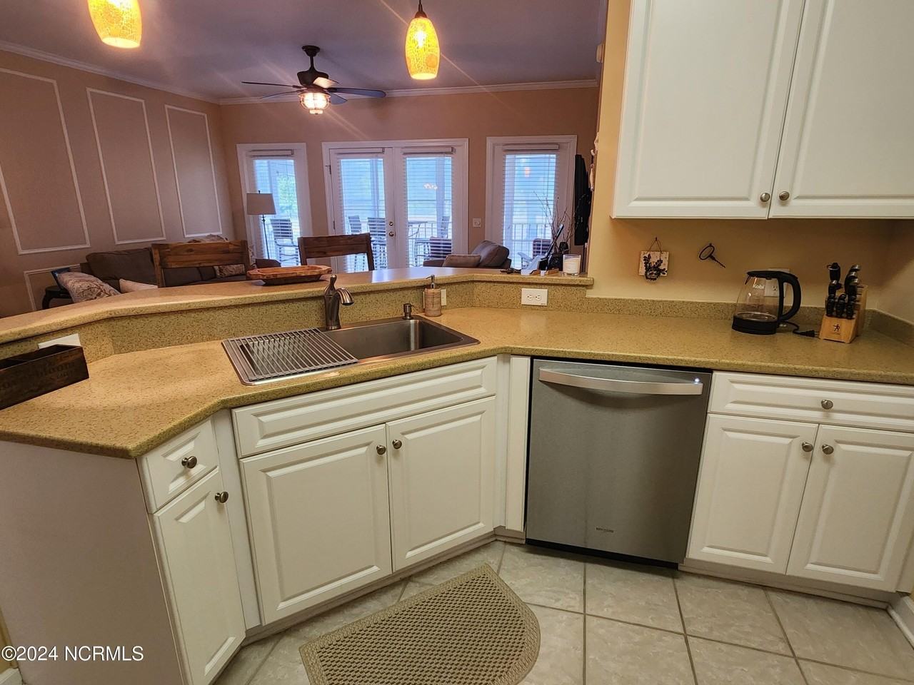 103 Crooked Gulley Cir #1 - Photo 6 of 25