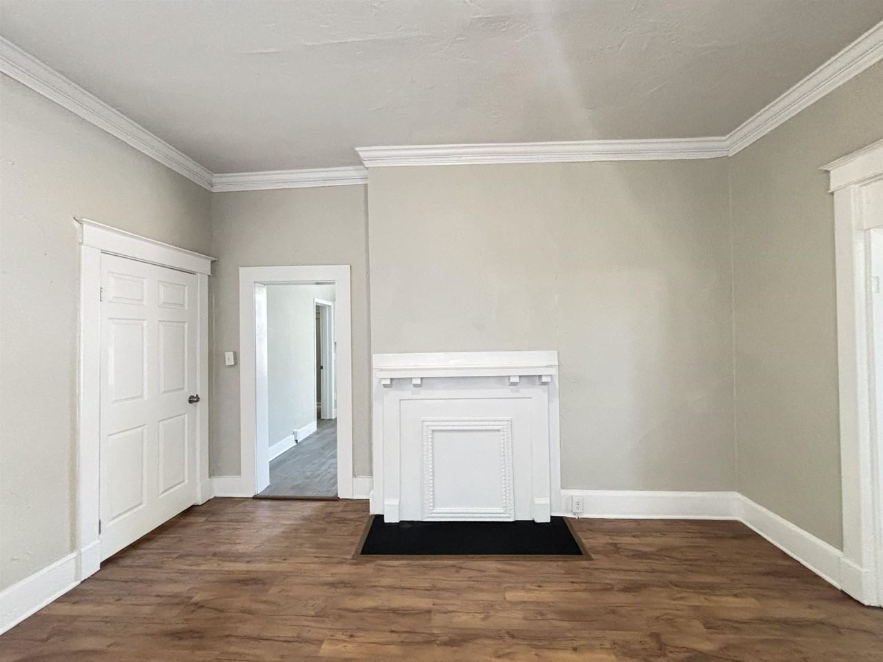 1571 E Mclemore Ave - Photo 3 of 20