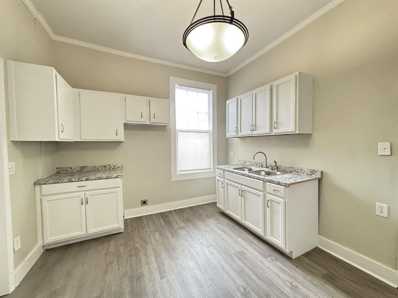 1571 E Mclemore Ave - Photo 7 of 20