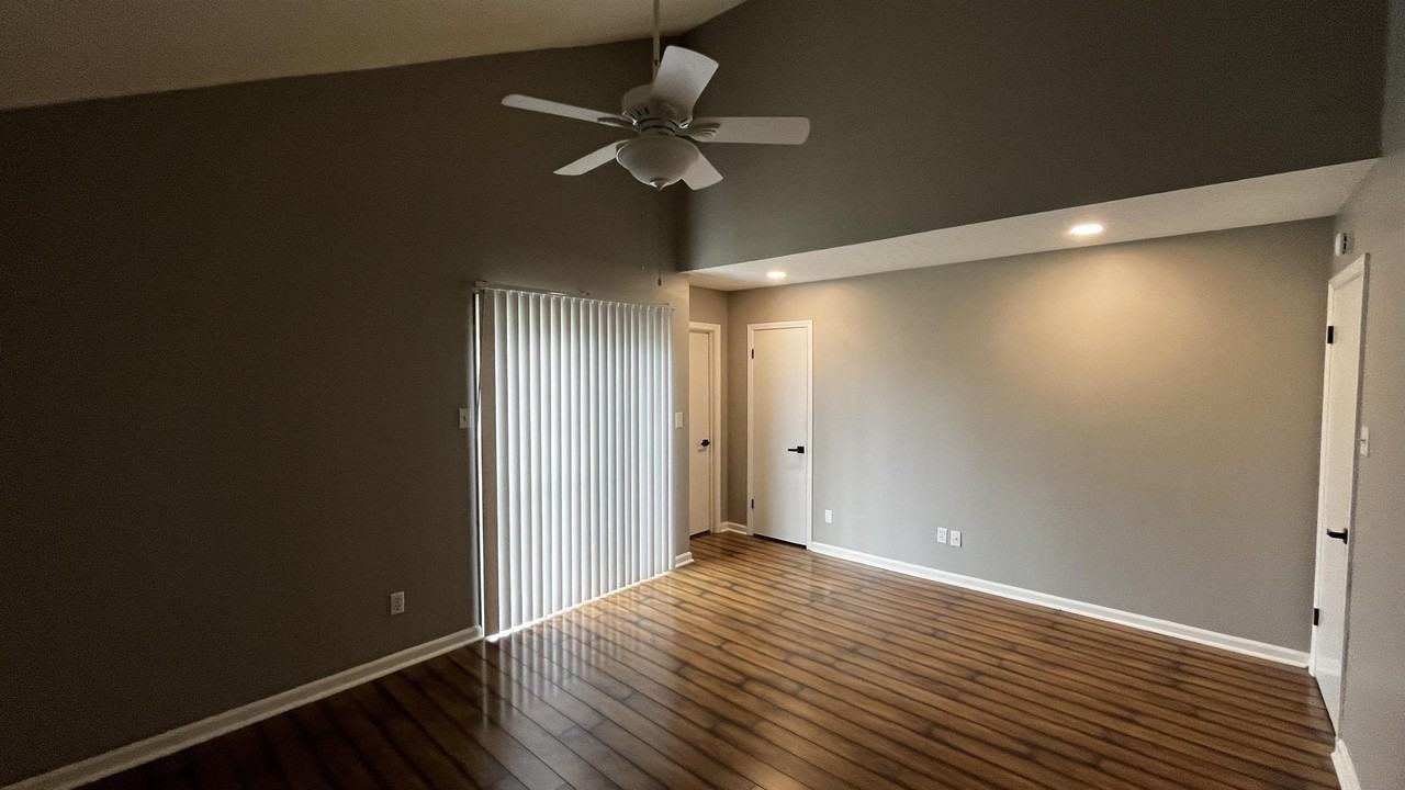 6936 Briarhill Dr - Photo 7 of 15