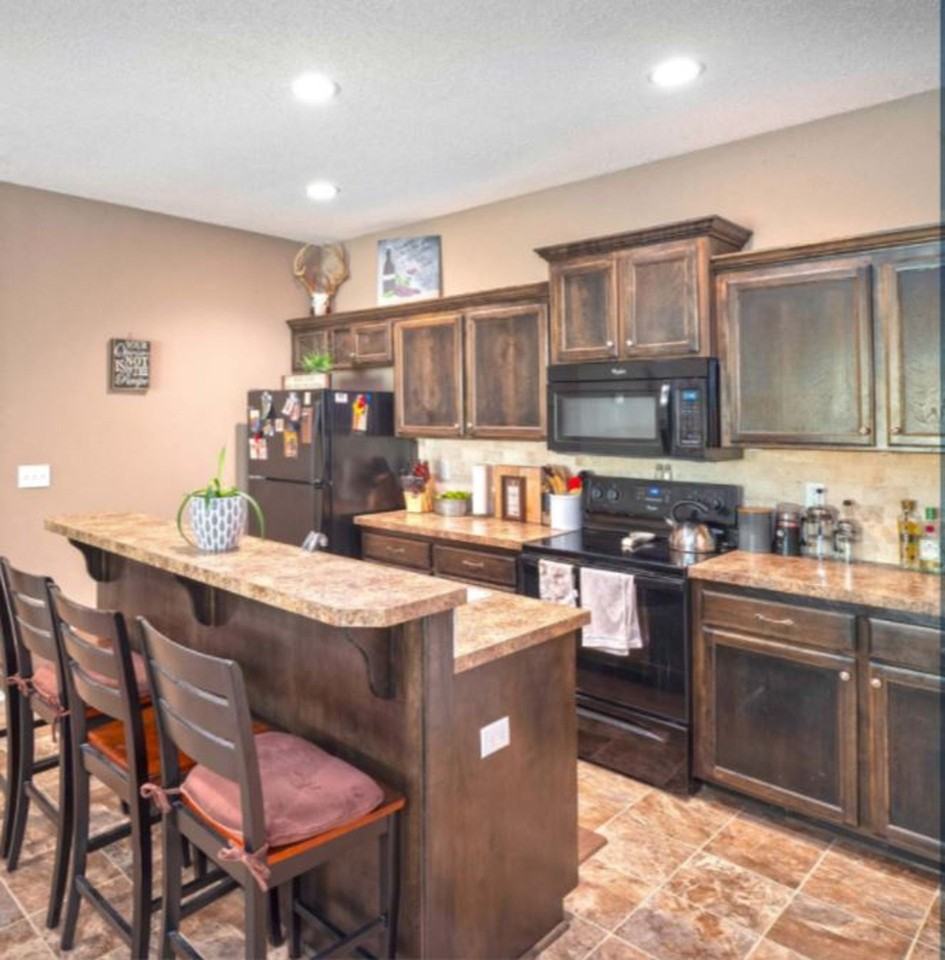 Peregrine Valley Duplexes - Photo 5 of 10