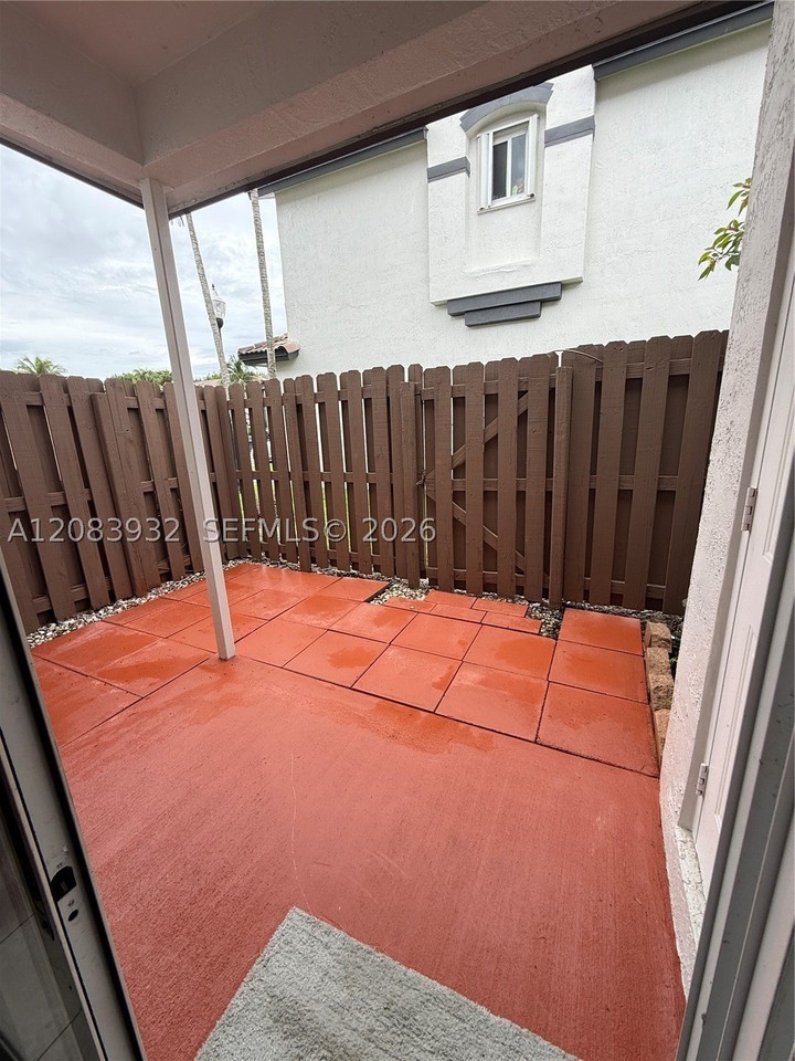 2359 Se 23rd Dr #2359 - Photo 5 of 16