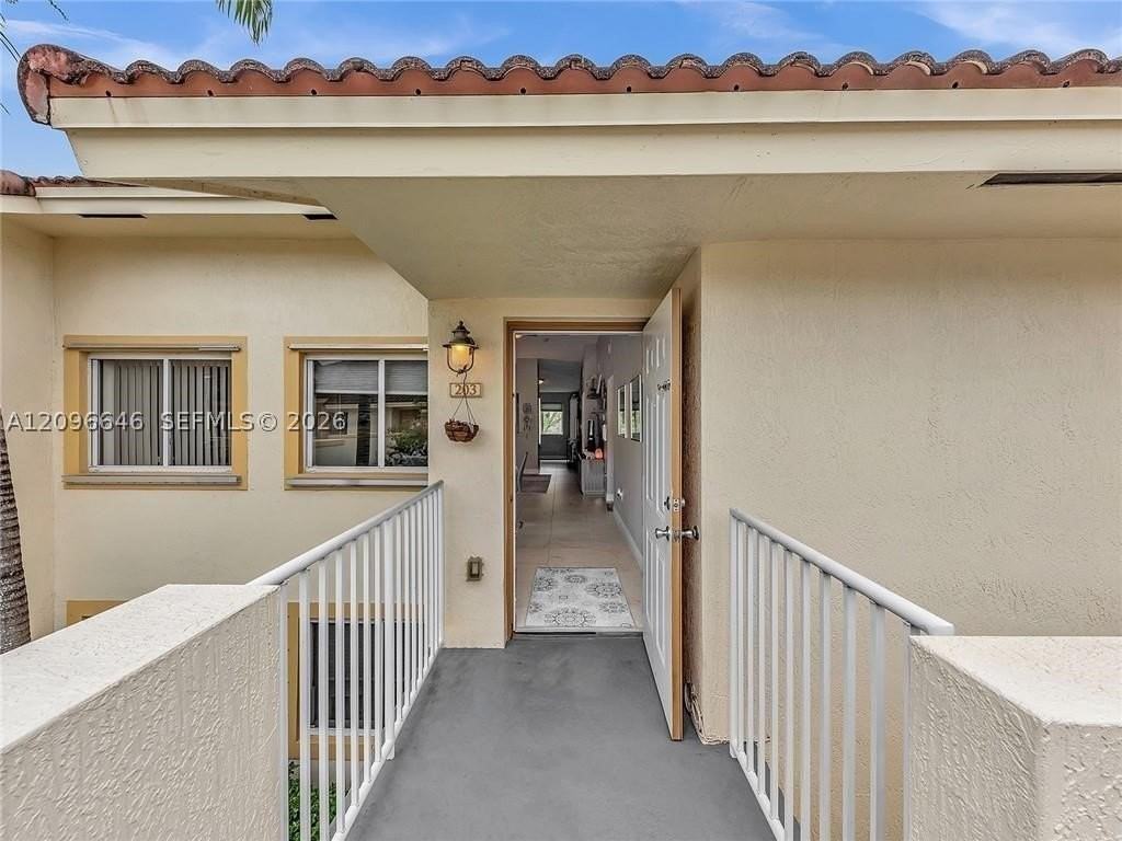 6245 Sw 47th Mnr #203 - Photo 2 of 24
