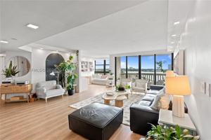 featured image of 1000 E Island Blvd #1402