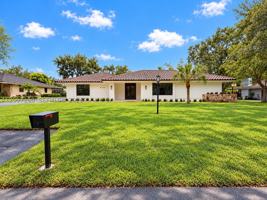 featured image of 8240 Sw 89th St