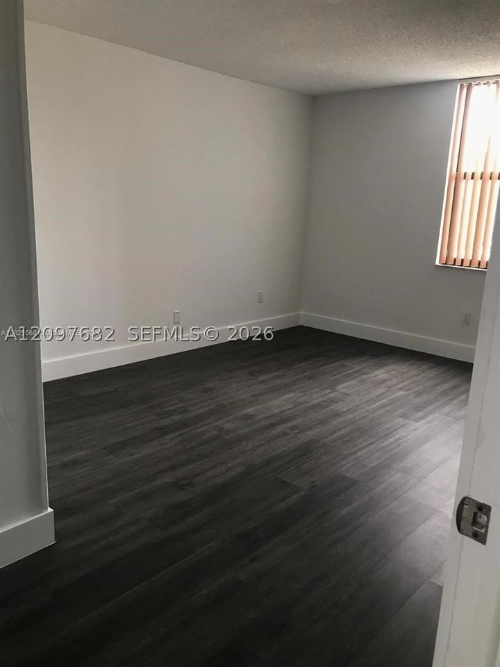 14601 Sw 88th St #211K - Photo 5 of 12