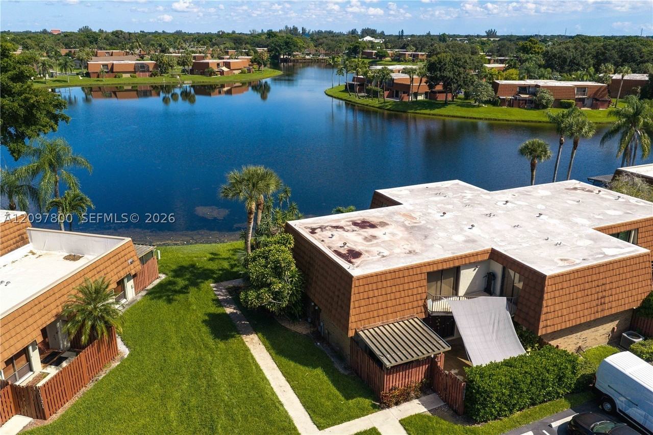 11915 Sw 13th Ct #11915