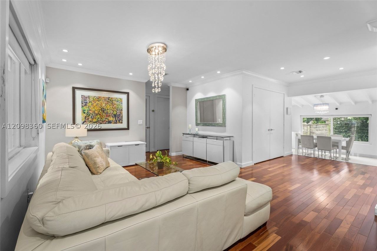 150 Nw 99th St - Photo 5 of 20