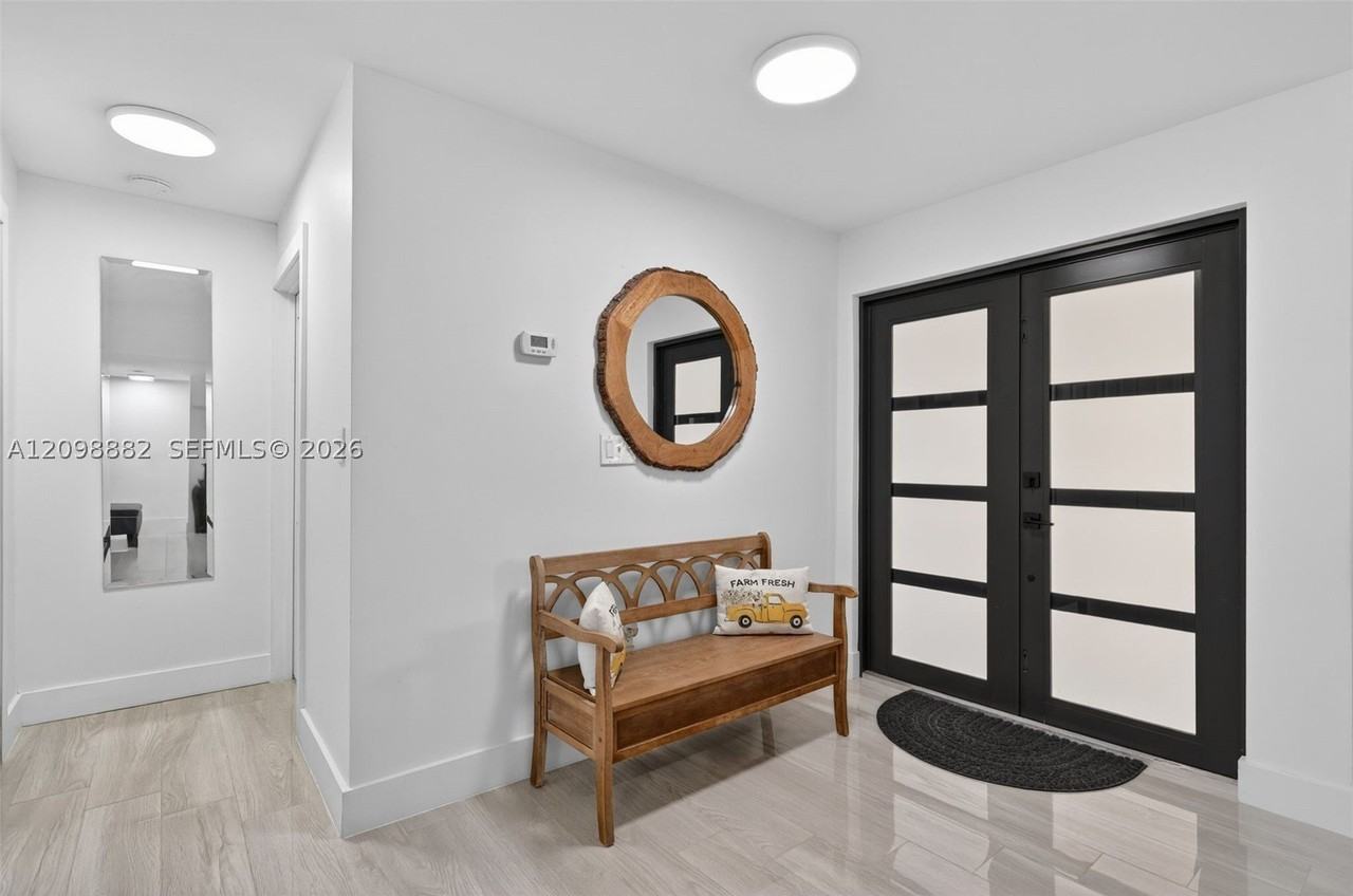 9315 Sw 172nd Ter - Photo 3 of 35
