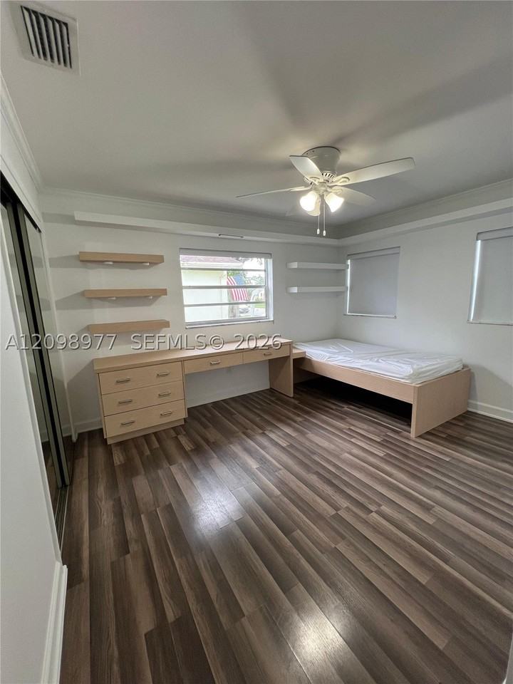 9067 Sw 1st Rd #9067 - Photo 7 of 13