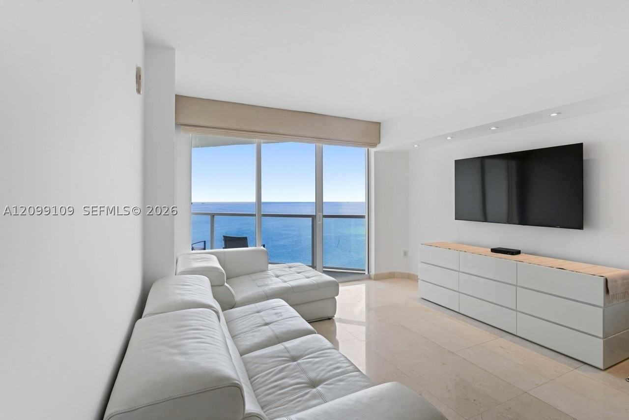 16699 Collins Ave #3301 - Photo 7 of 30