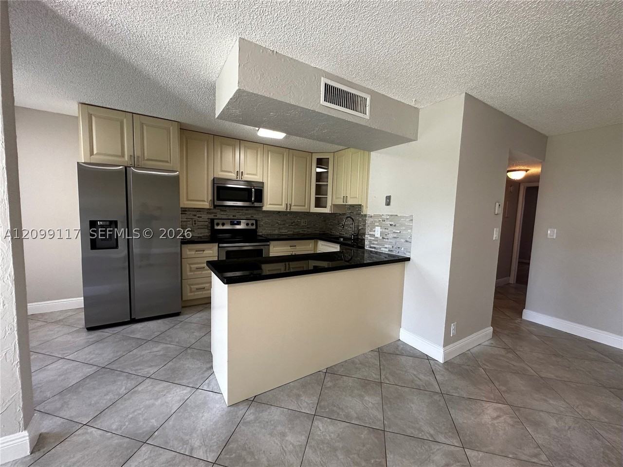 5515 Courtyard Dr #5515 - Photo 2 of 24