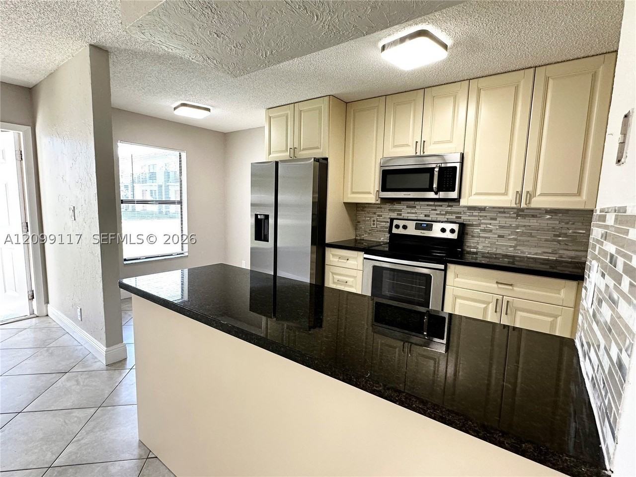 5515 Courtyard Dr #5515 - Photo 3 of 24