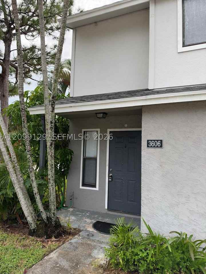 3606 Inlet Cir #0 - Photo 2 of 50