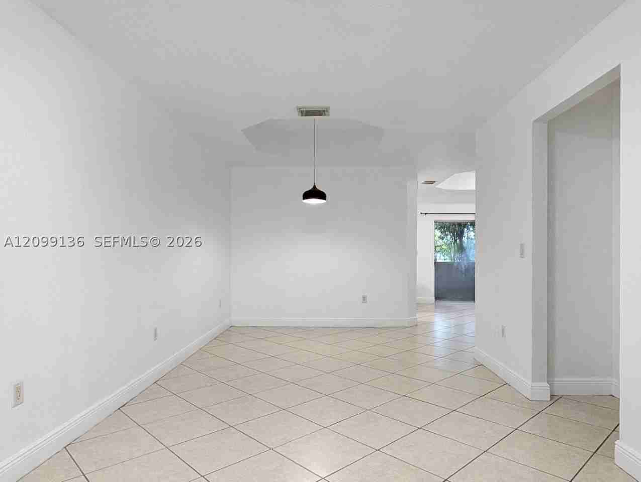 14618 Sw 38th St #2 - Photo 4 of 28